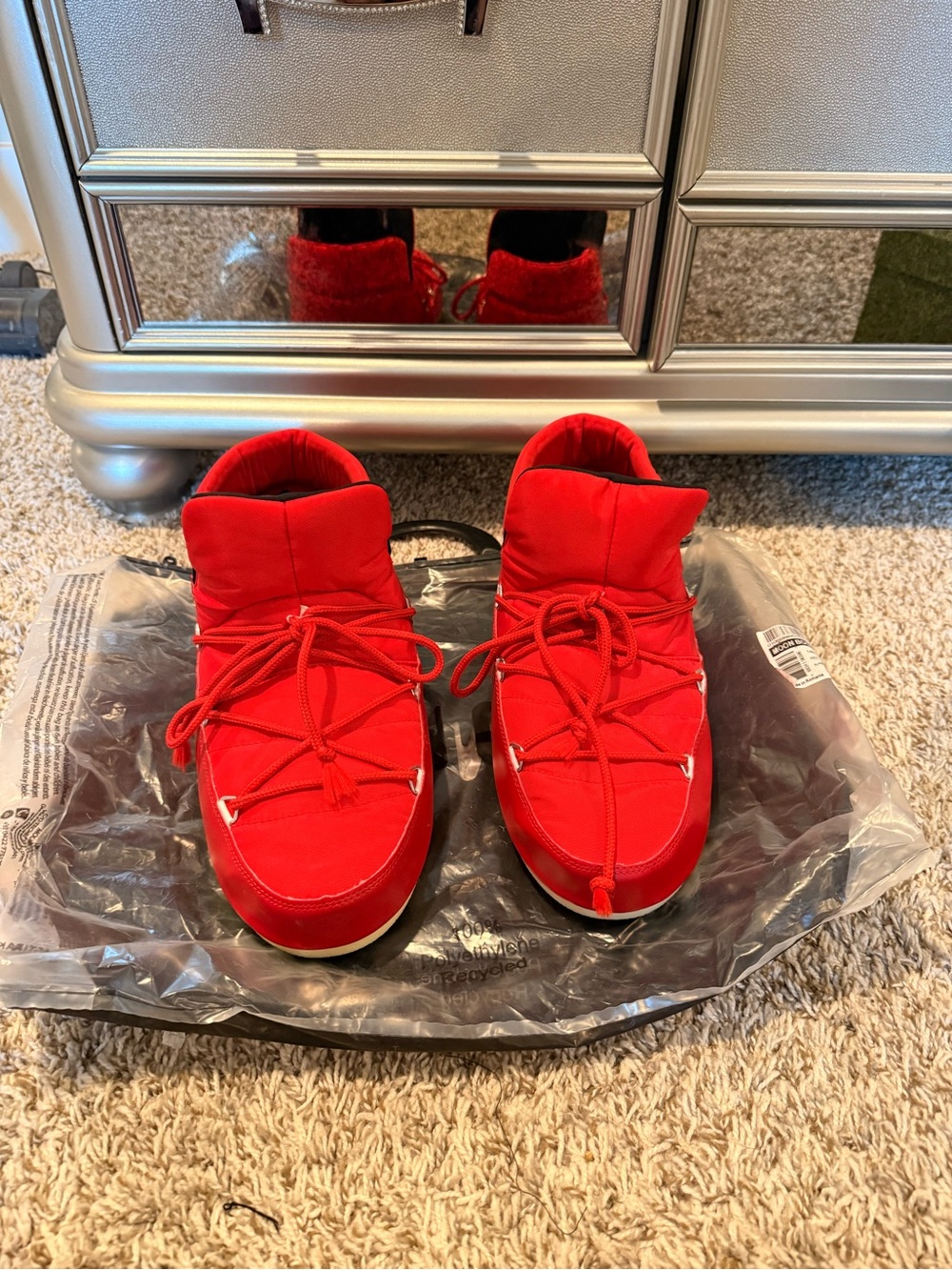 Moon Boot Red Nylon High-Top Boot
